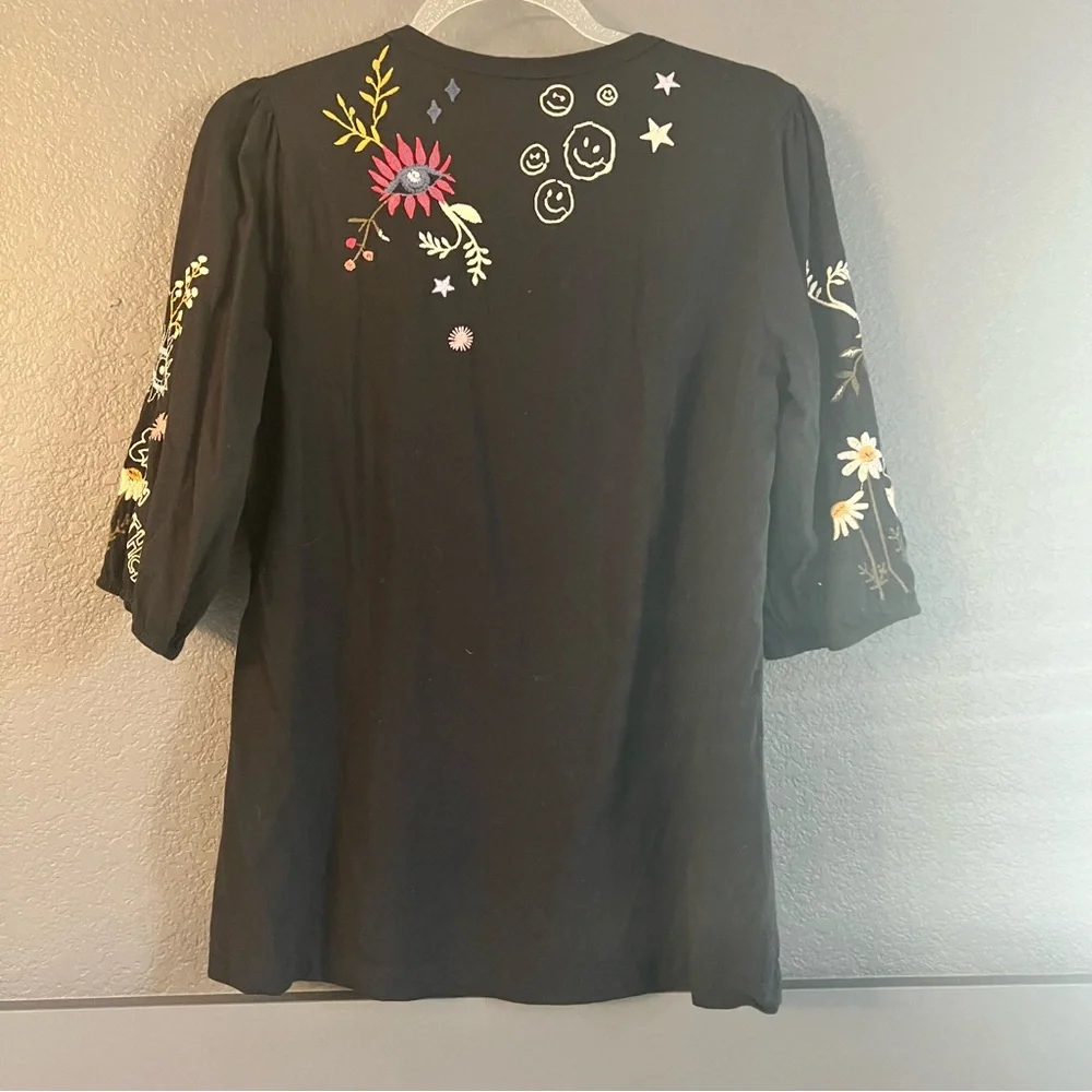 JOHNNY WAS • Soho puff sleeve top • Small - embroidered black - Picture 11 of 11